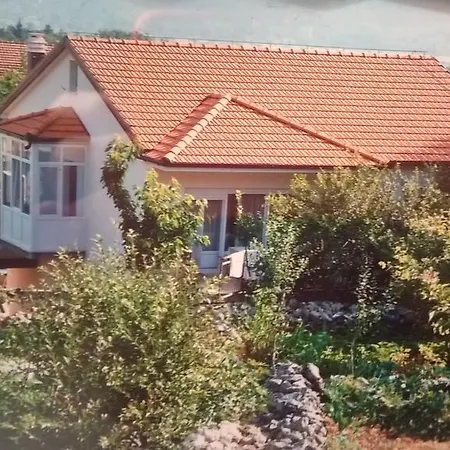 House Between The Sea And Lakes Apartamento Grubine